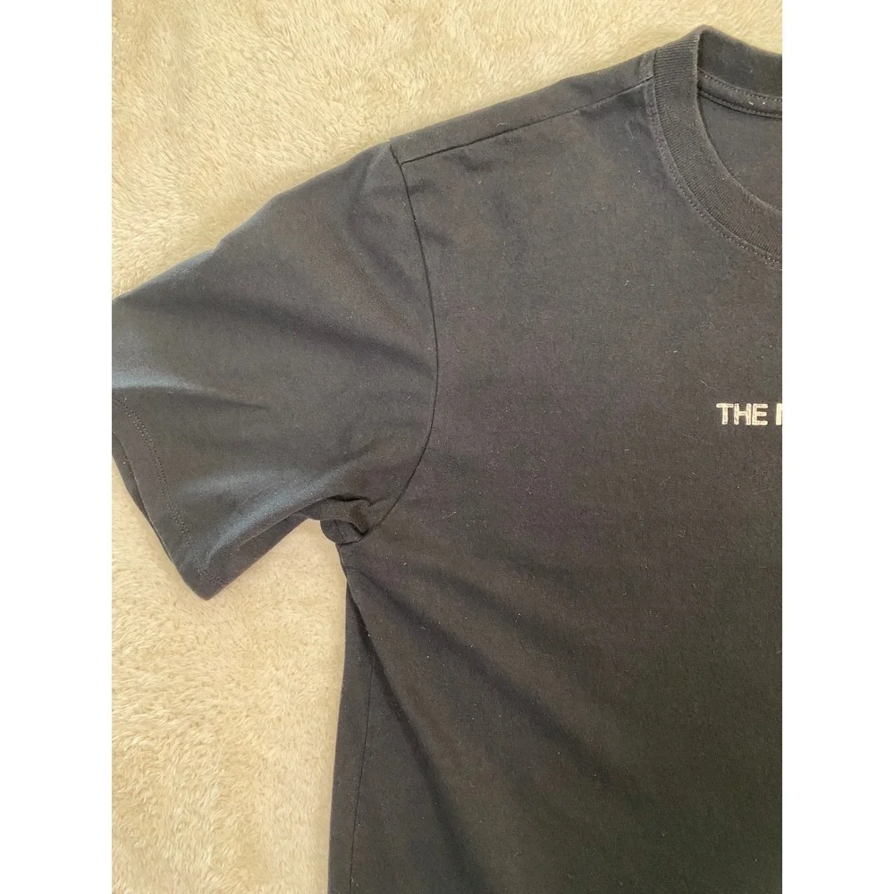 The North Face Mens Black Graphic T-Shirt Large Mountain Back Print Short Sleeve